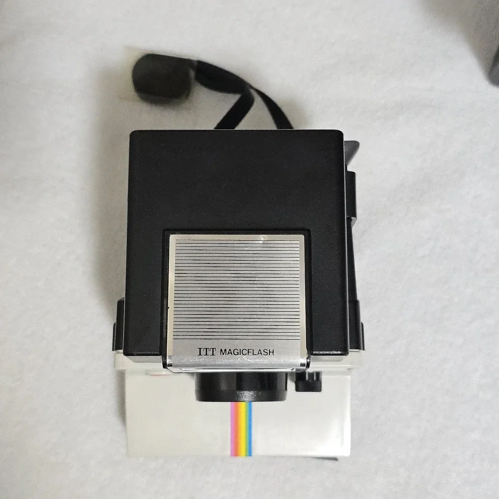 Polaroid onestep land