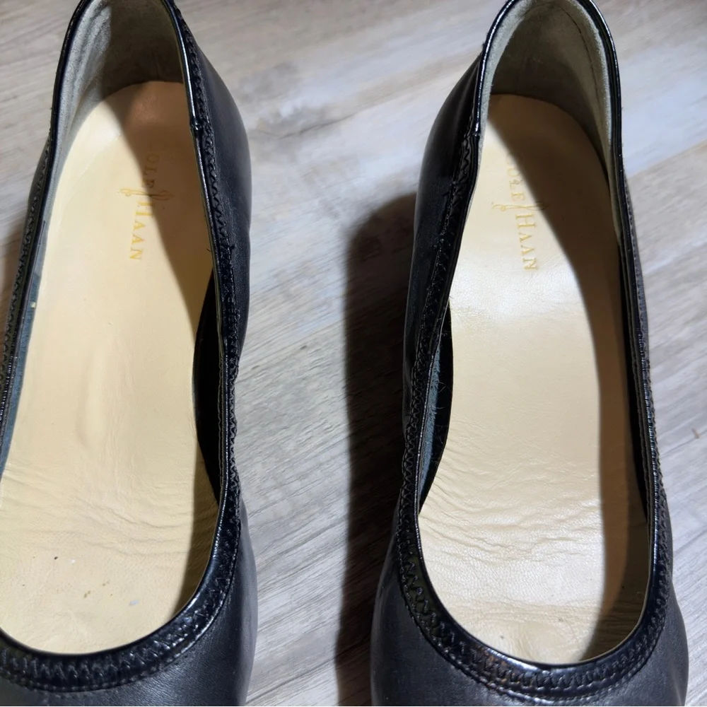 Cole Haan note** flexible