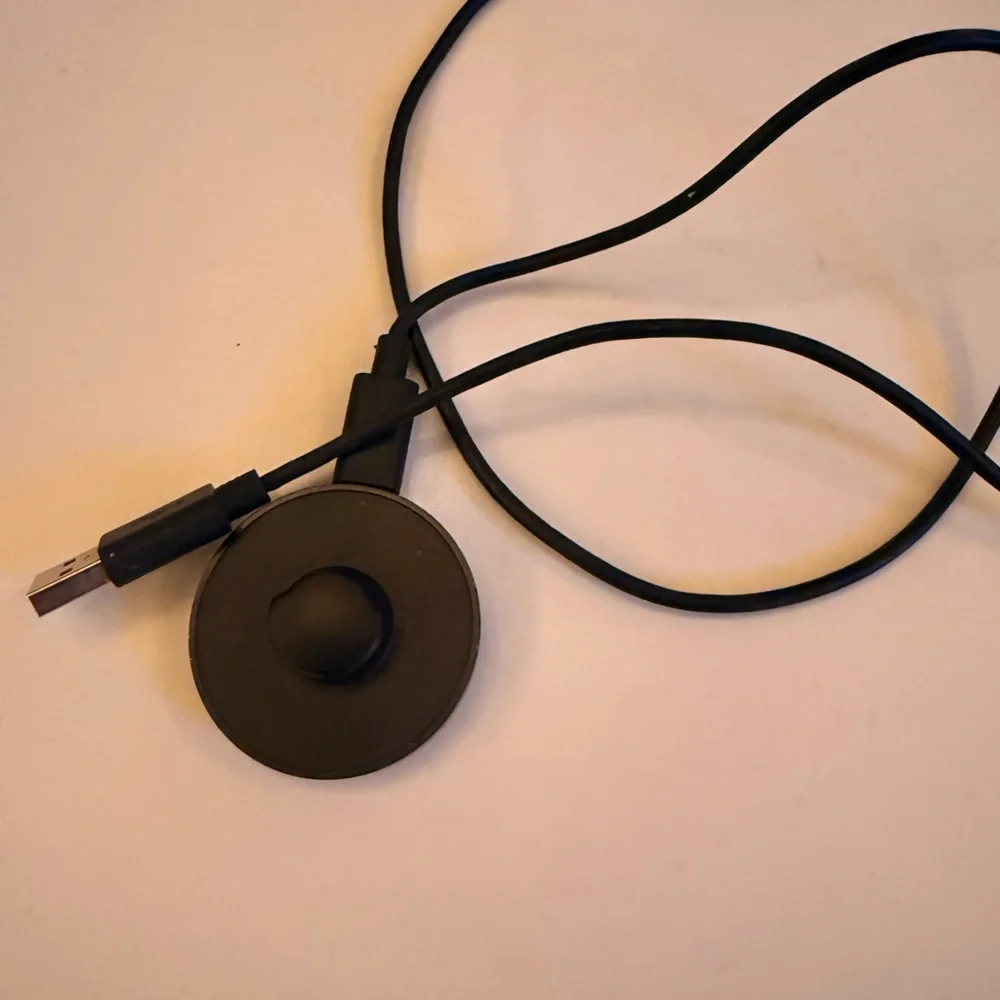 Oura gently used