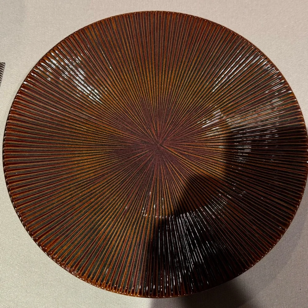 Colin Cowie JCPENNY Collection Lotus Leaf brown ceramic salad plate 11” diameter