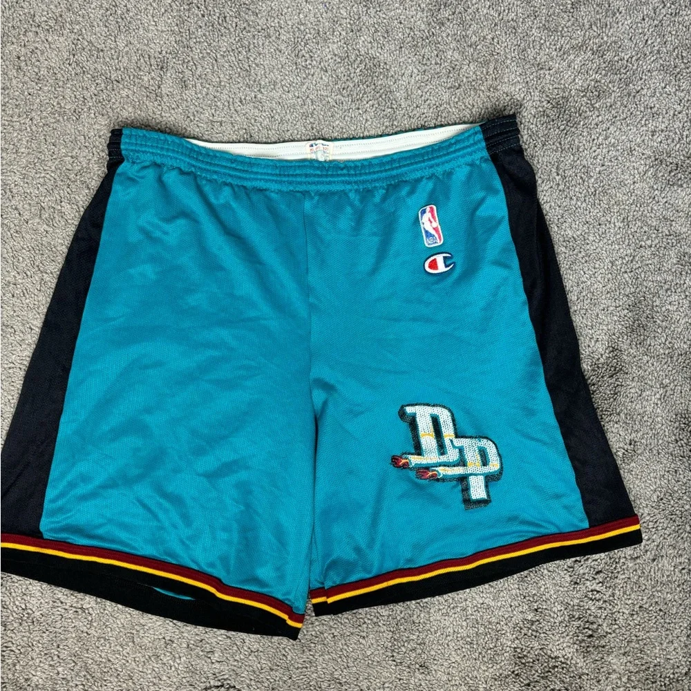 Vintage Detroit Pistons Champion‎ NBA Shorts Xl vtg RARE 90s