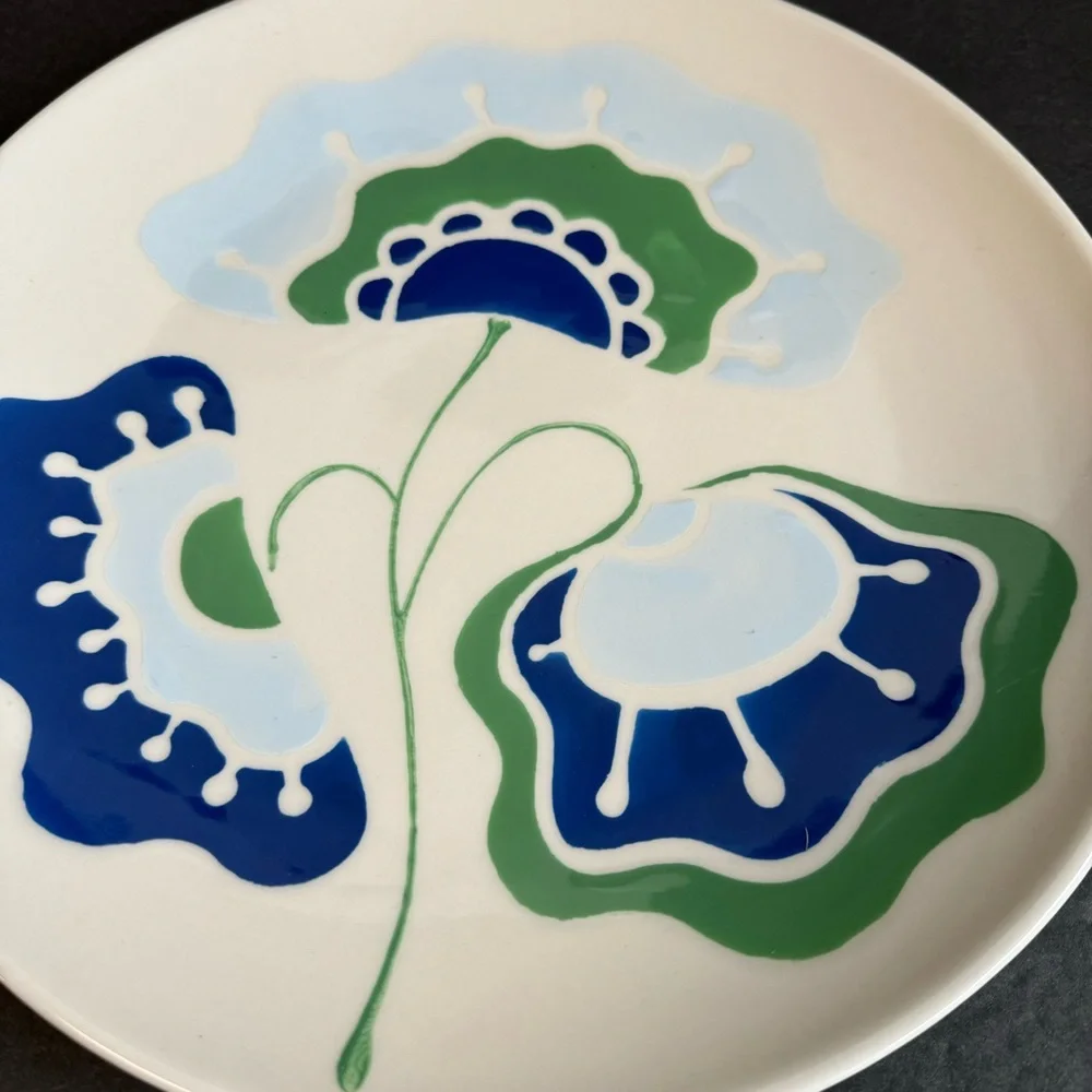 Anthropologie Melanie Mcevoy Dinner Plate Floral Blue Green Artist Collaboration