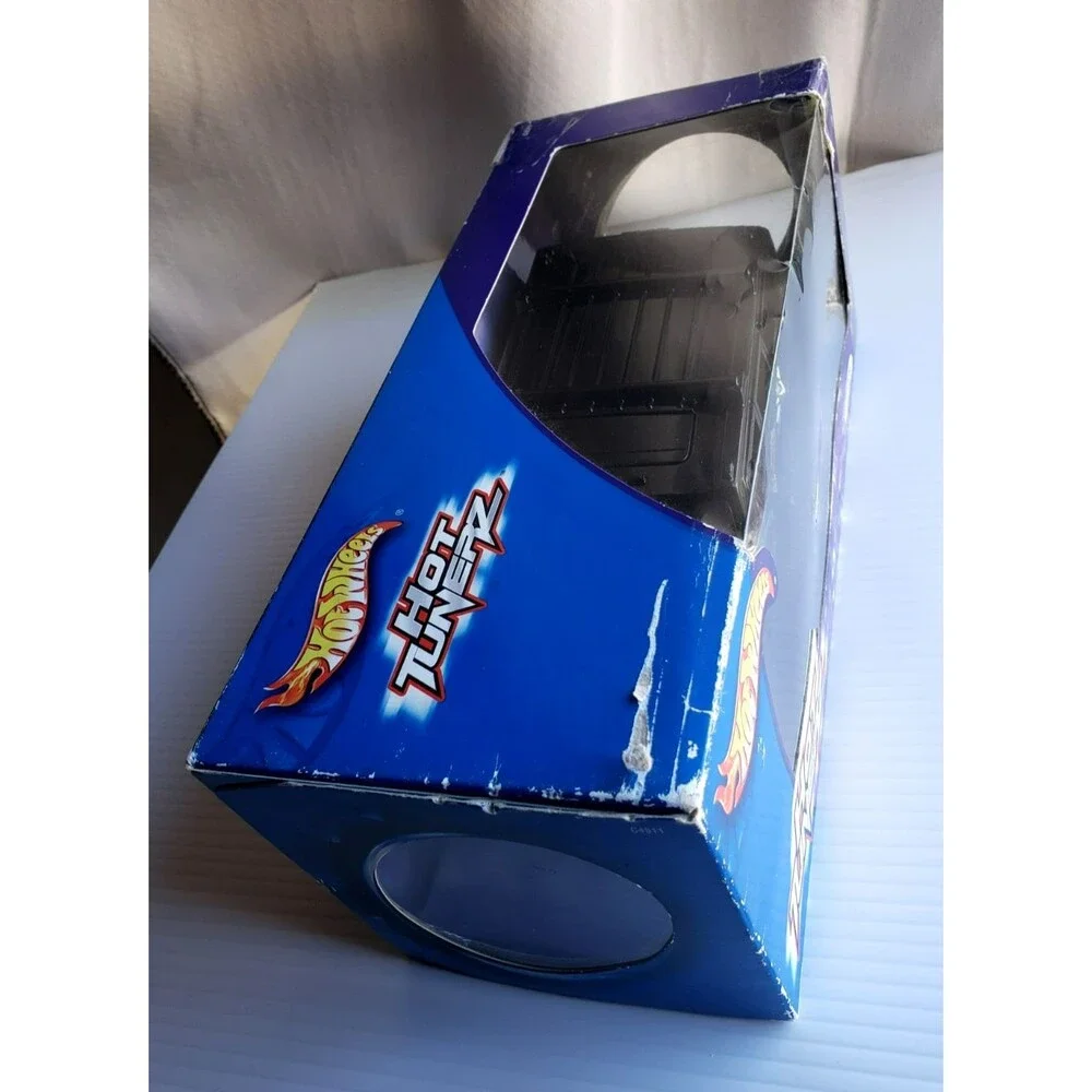 Hot Wheels 2004 hot