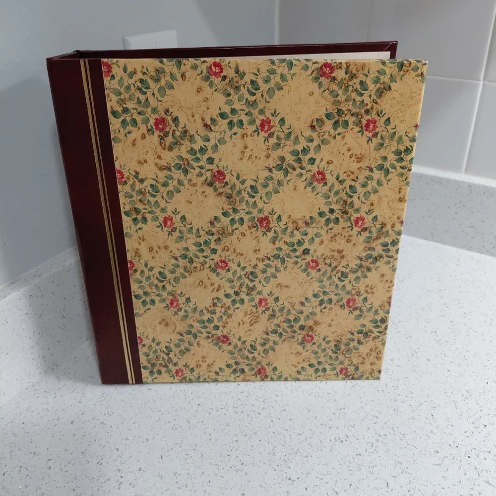 Floral Patterned Home Office Binder