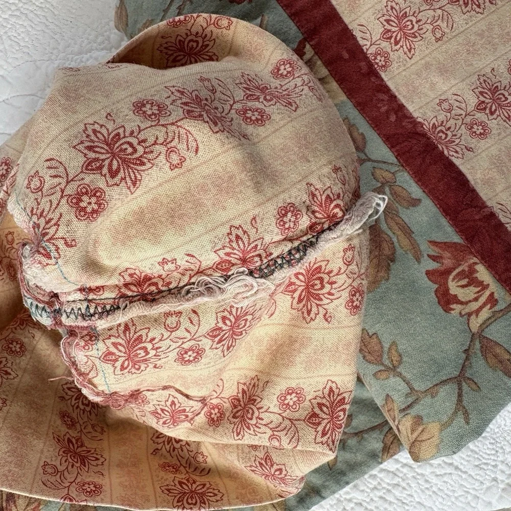Vintage Homemade Pillowcases Cotton Floral Roses On Teal French‎ Country Cottage