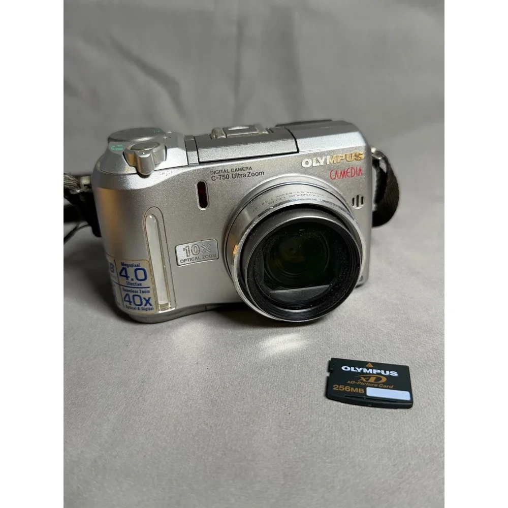 Olympus camedia 750