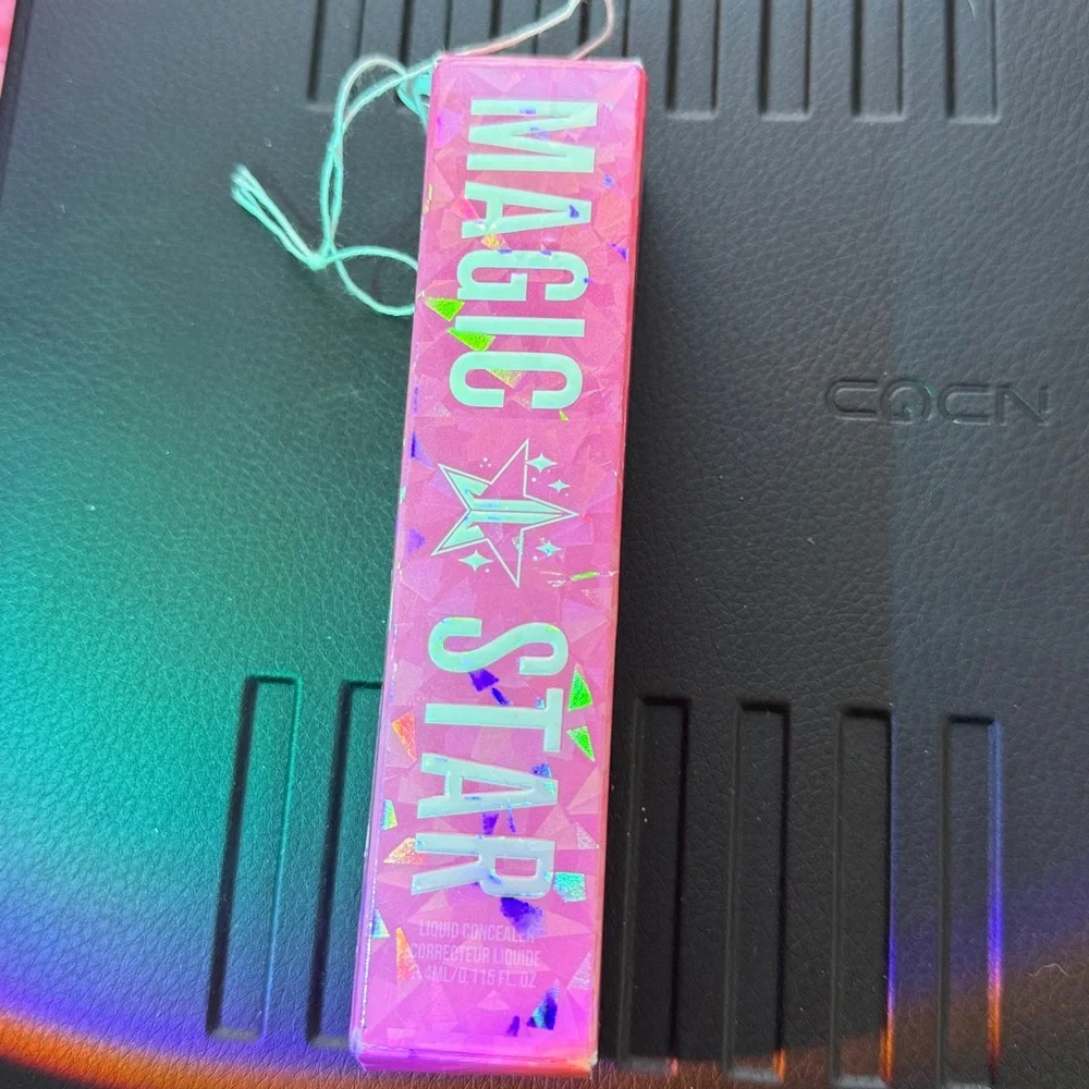 Jeffree Star Magic Star Long Coverage Lip Gloss