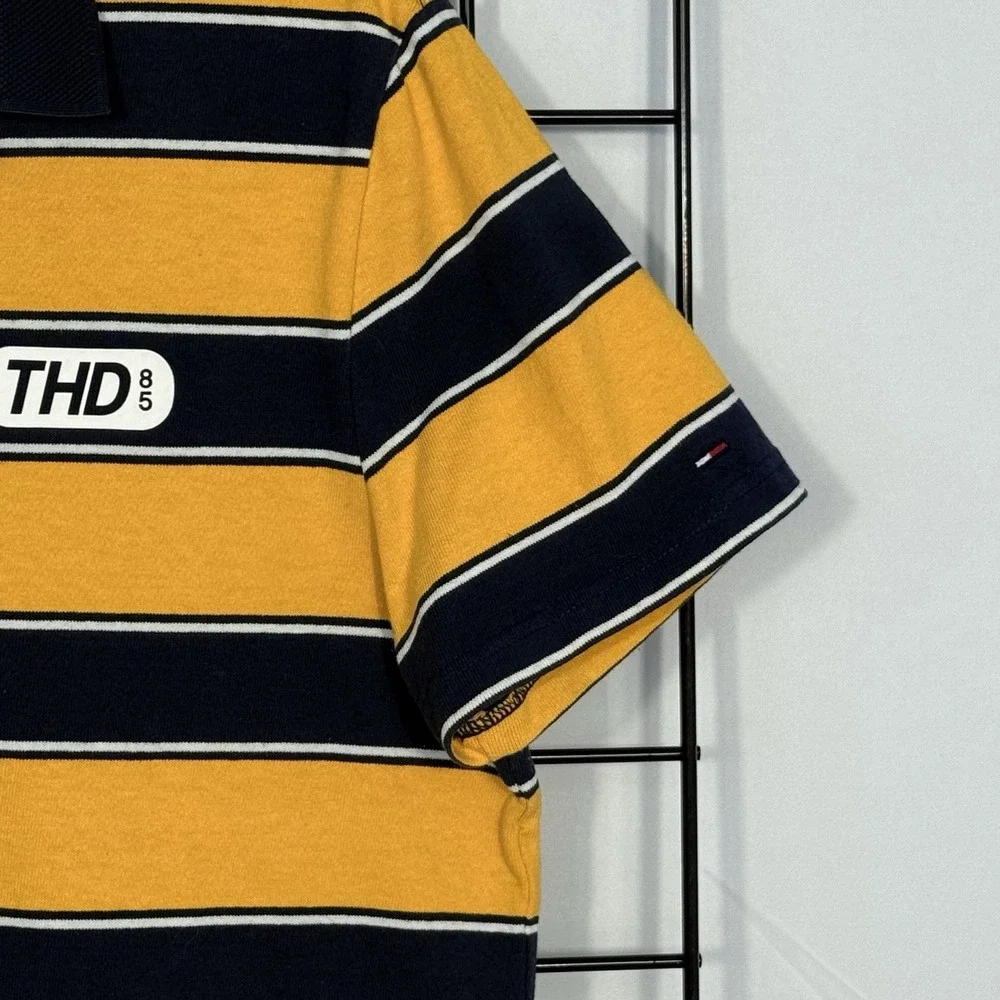 Tommy Hilfiger smoke or defects