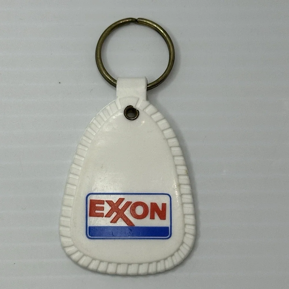 Vintage Exxon Gas Oil Keychain White Plastic Promo Petroliana Key Ring