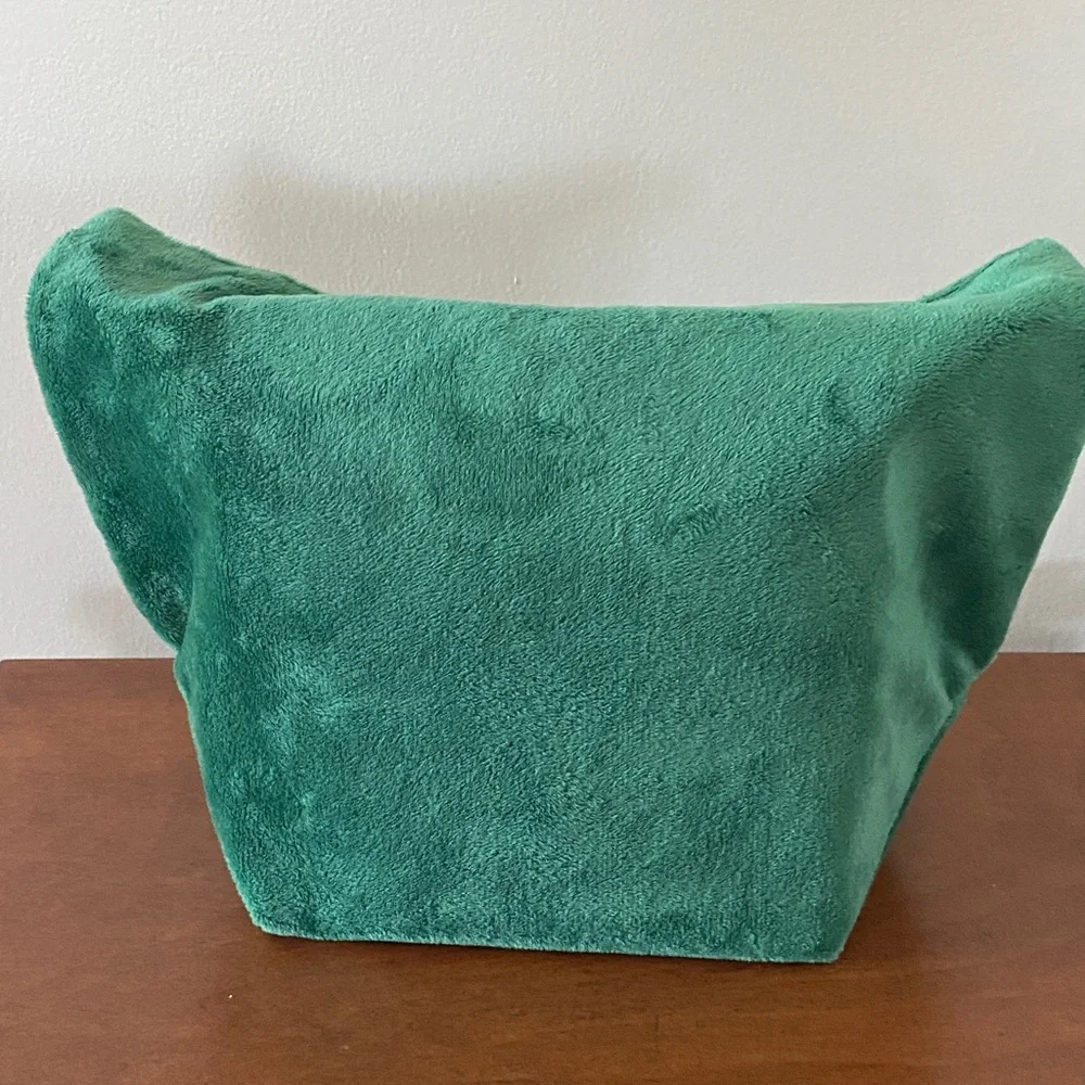 emerald green