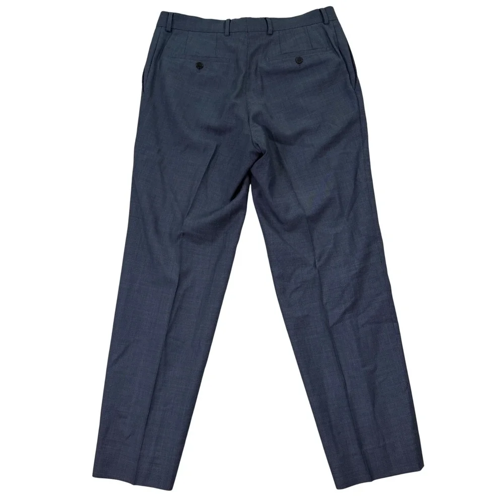 Hugo Boss 100% altered wear