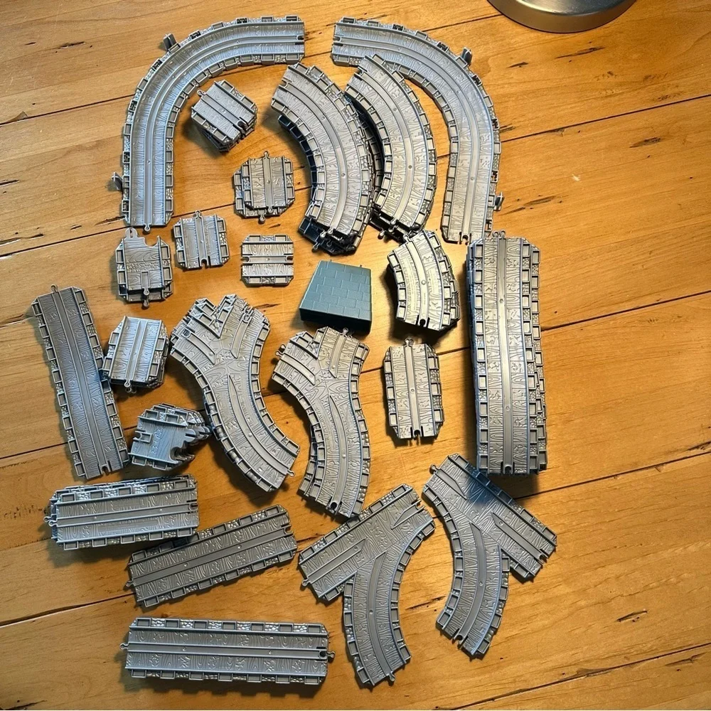 Thomas & Friends Take Along Tracks Lot