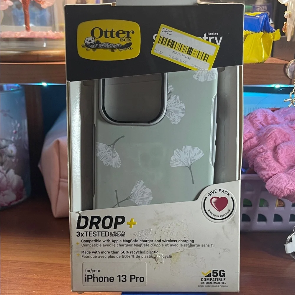OtterBox iPhone 13 Pro Case - Mint Green with White Floral