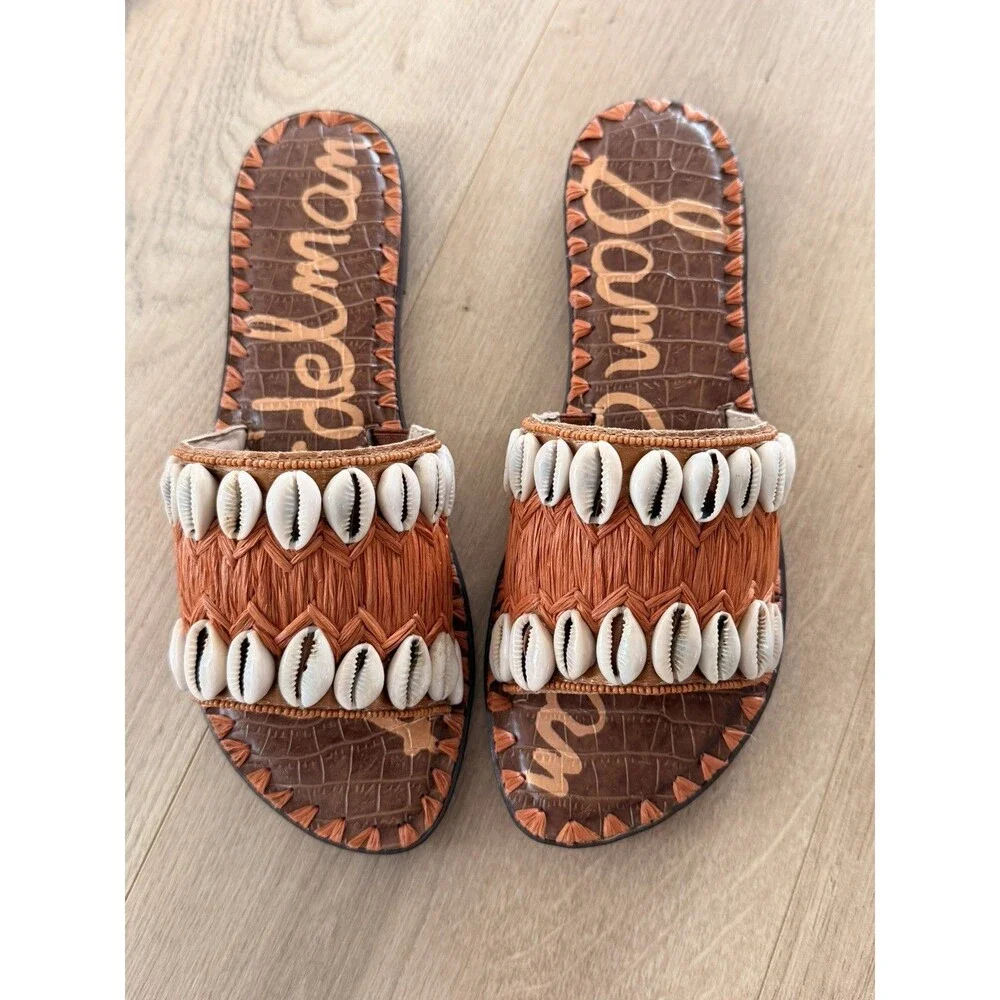 Sam Edelman pet smoke