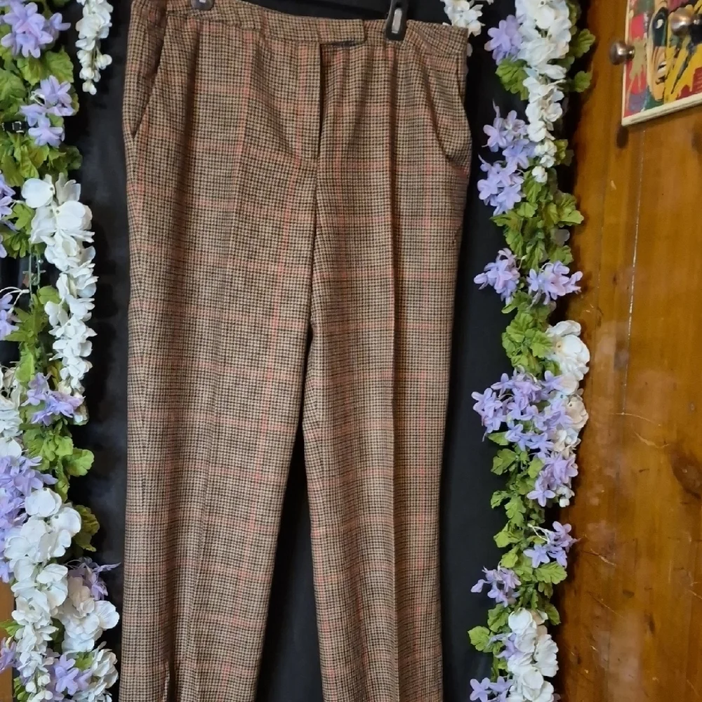 Classic Plaid Women's Trousers - Brown