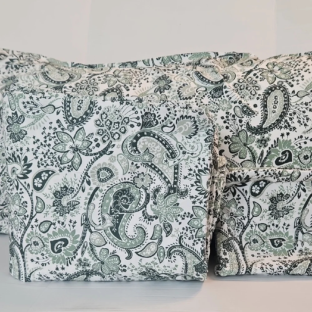 IKEA rodgersia paisley