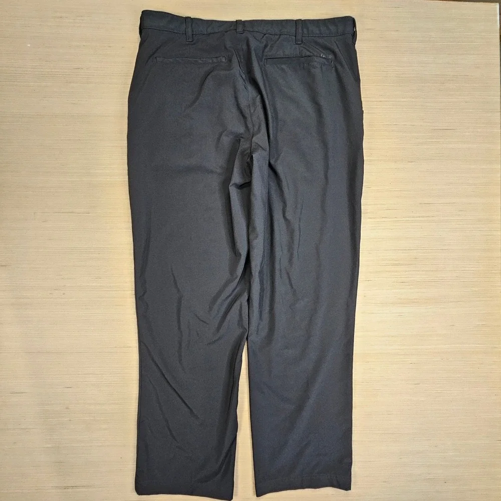 Izod golf pants