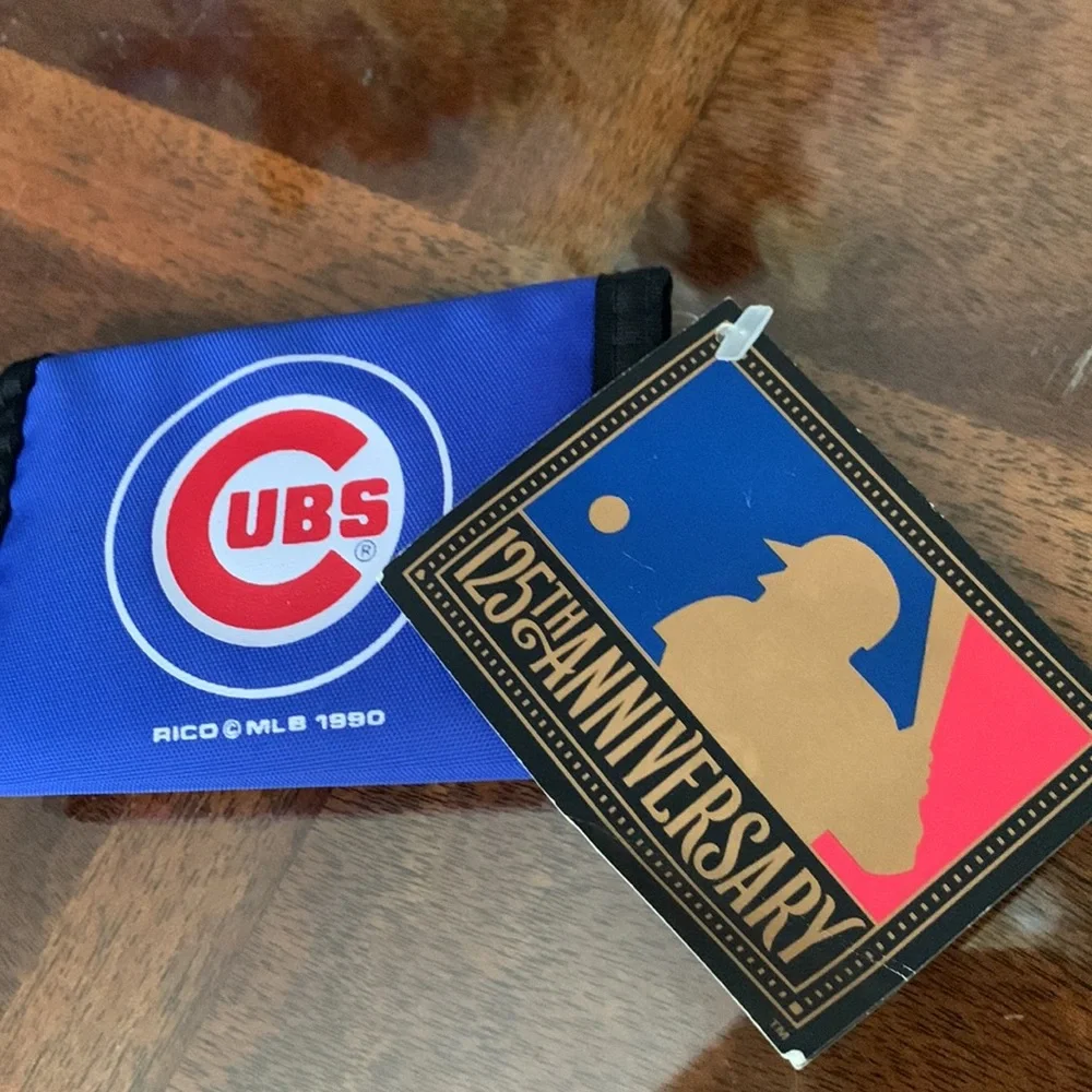 Chicago Cubs MLB Team Trifold Wallet Vintage 1990 Logo Velcro Baseball Rico New