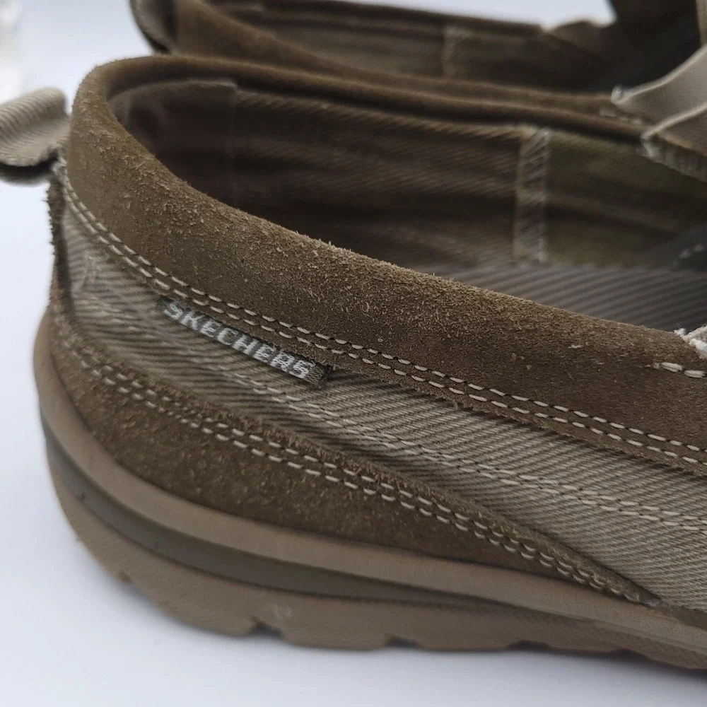 Skechers details relaxed tan