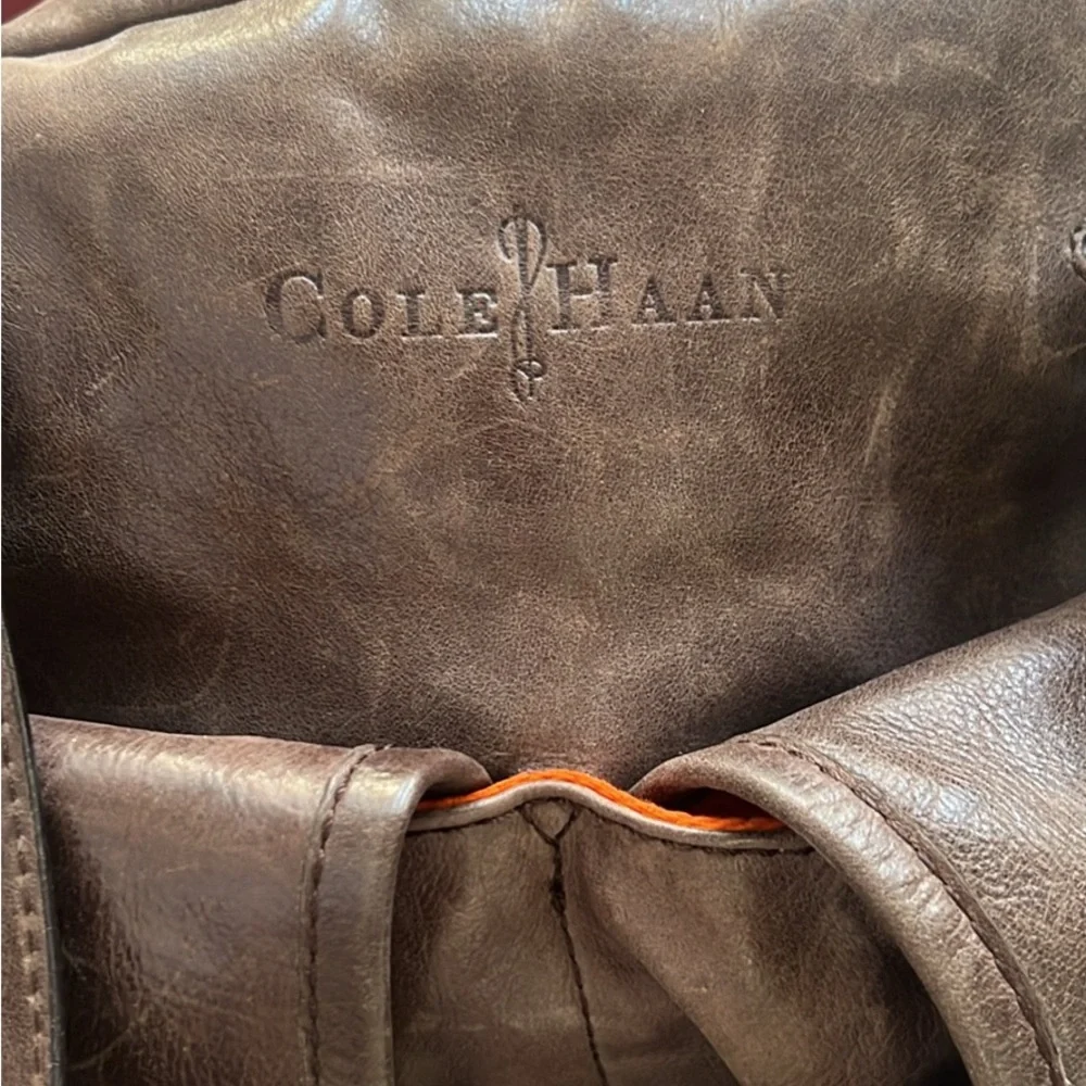 Cole Haan interior brown use