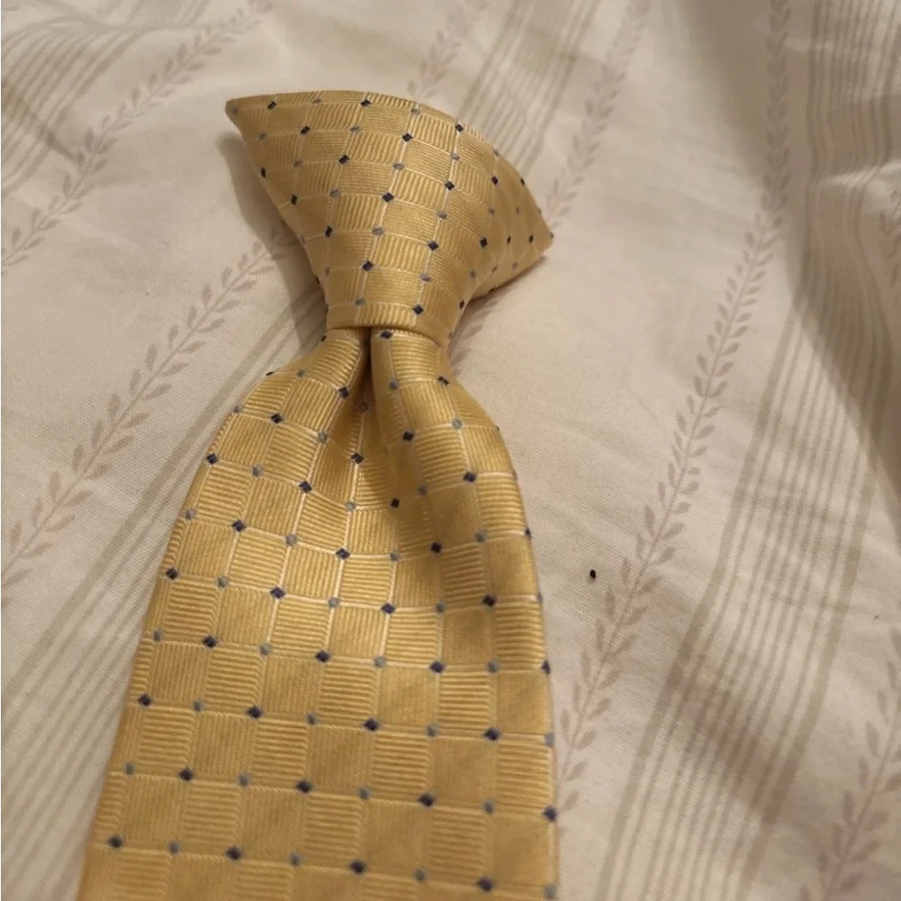 Chaps elegant silk