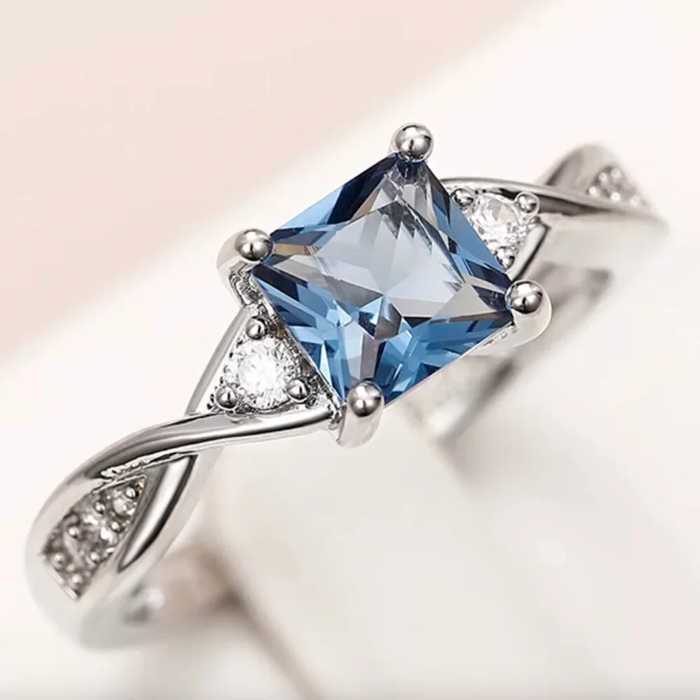 NEW 18k White Gold Blue Sapphire Princess Cut Diamond Ring