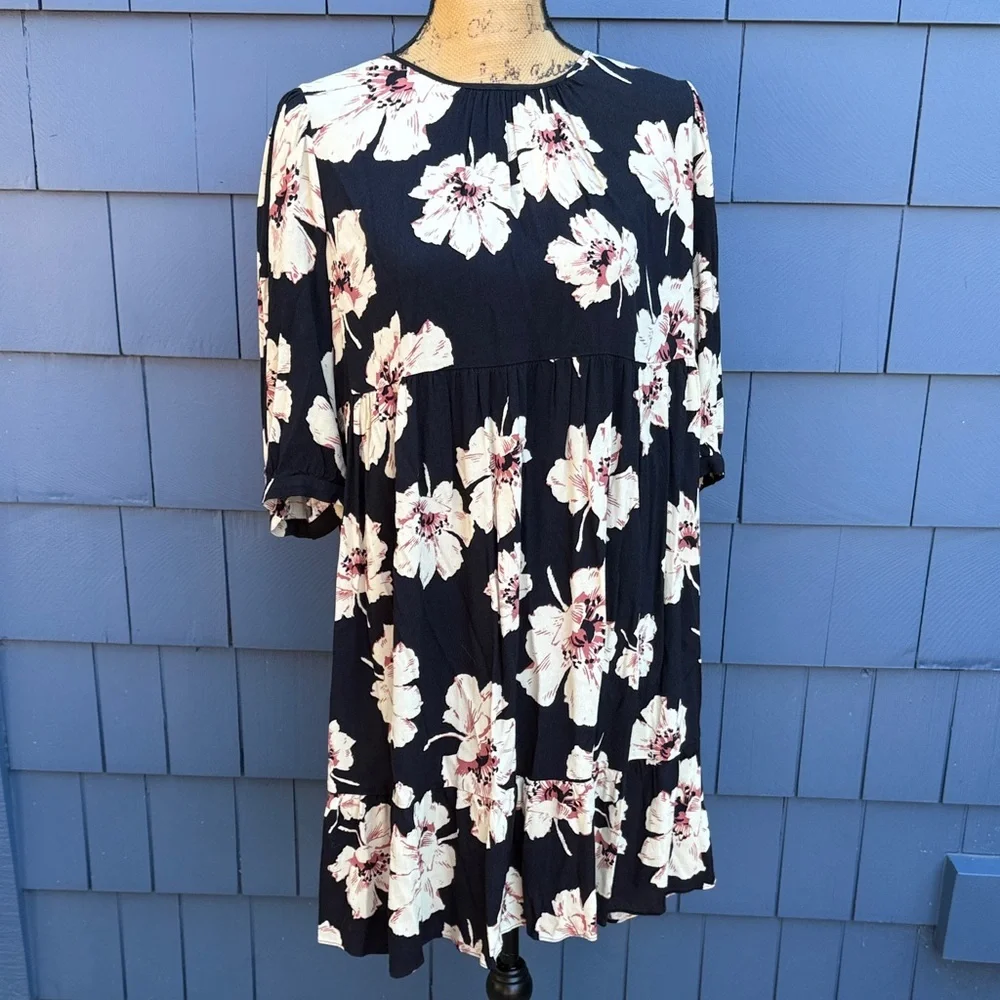 Ba&sh Floral Black and White lady Dress large perfect