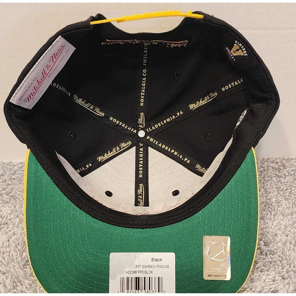 Mitchell & Ness script cap