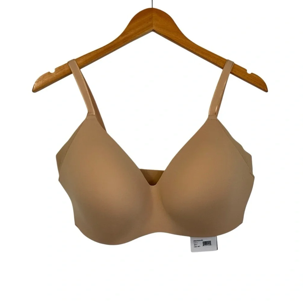 Knix Wing Womans Contour Bra Size 7+ Beige Wireless Molded Foam Cups NWT