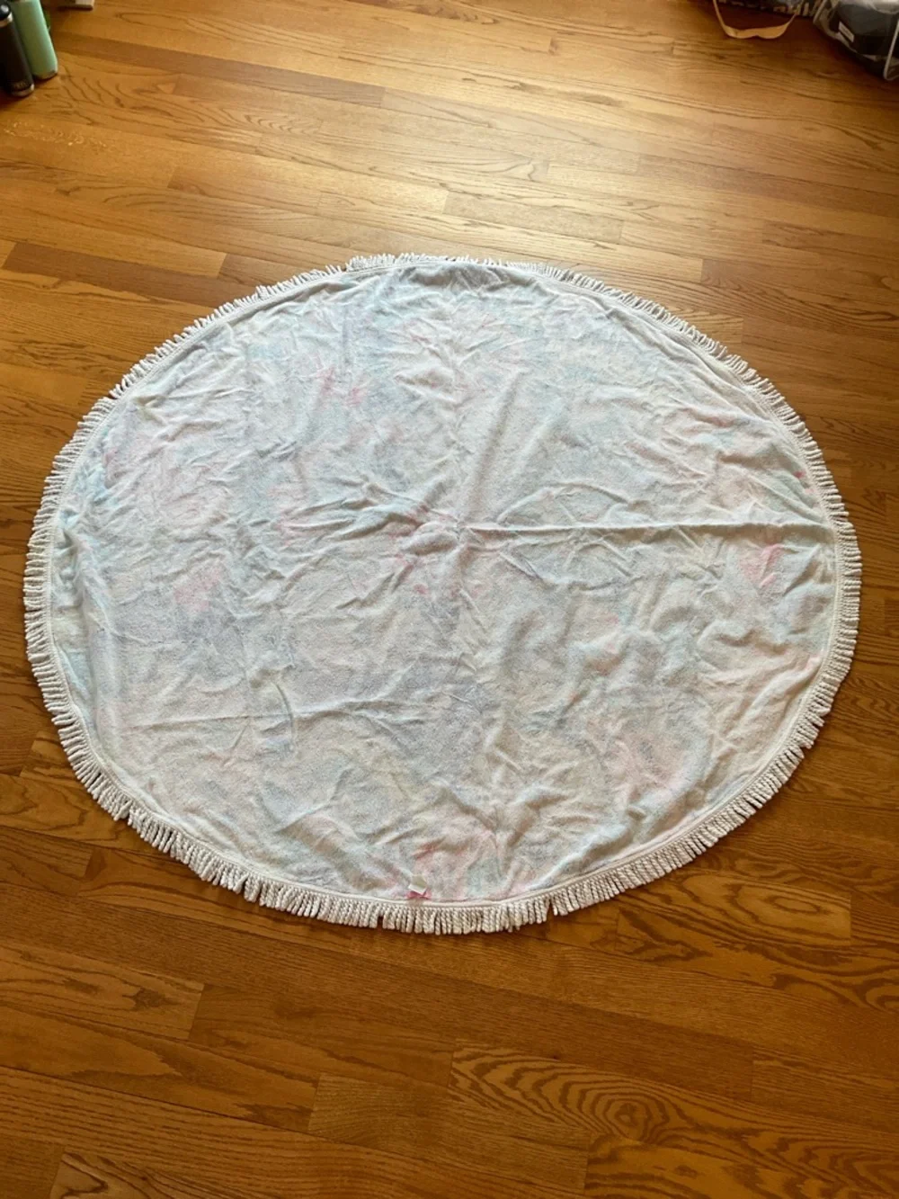 Lilly Pulitzer round lilly
