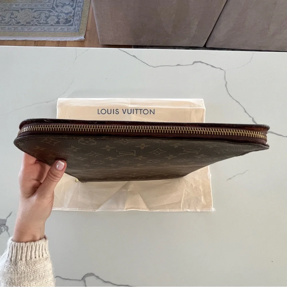 Louis Vuitton Laptop Sleeve Pouch Vintage 1982 Monogram Poche Document Portfolio