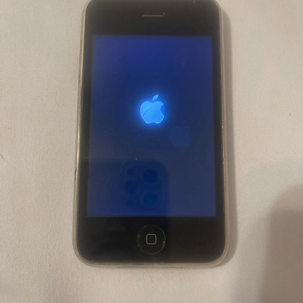 Apple iPhone 3GS‎