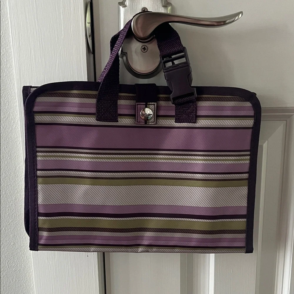 thirty-one hanging makeup