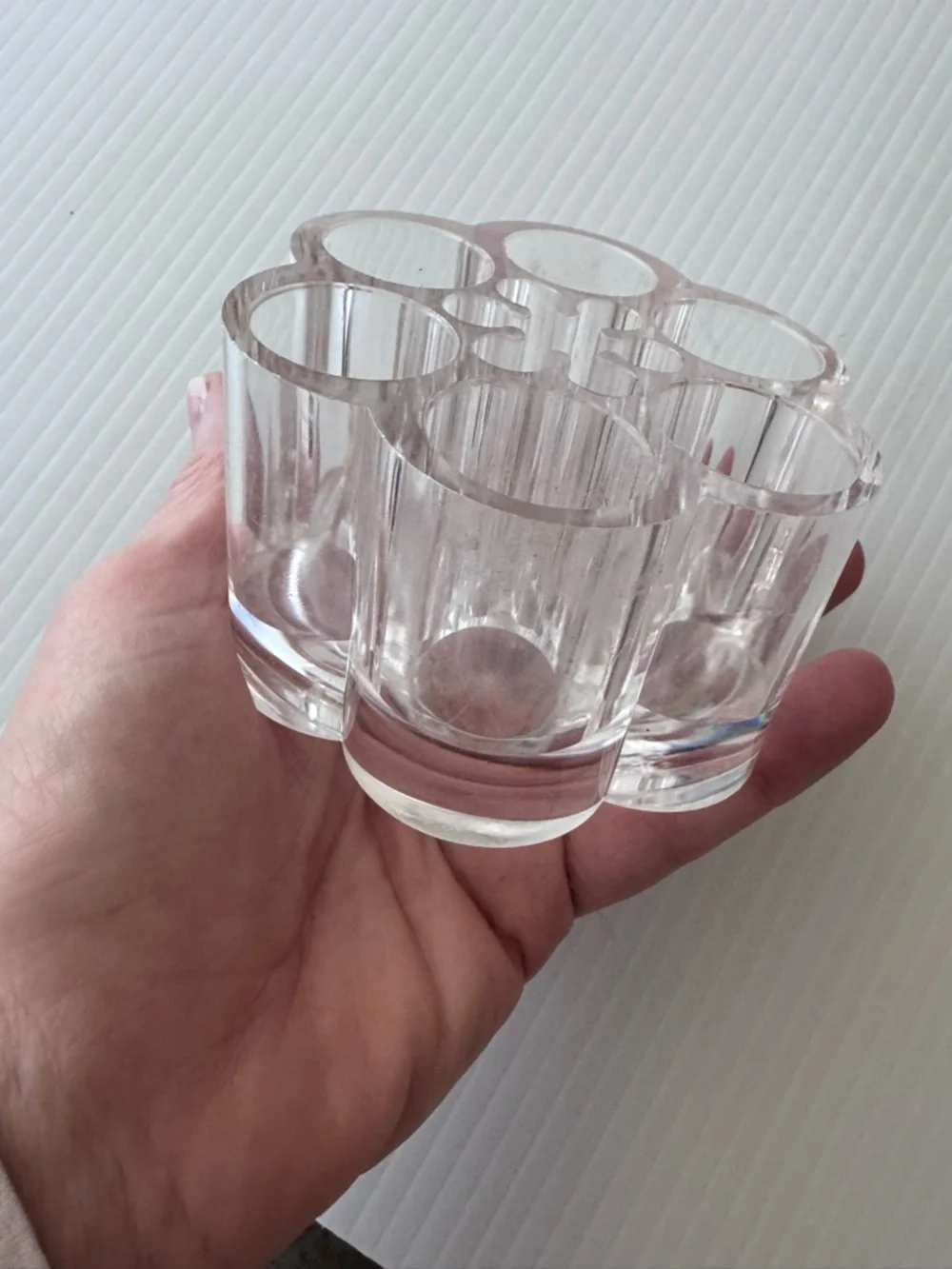 N/A transparent acrylic