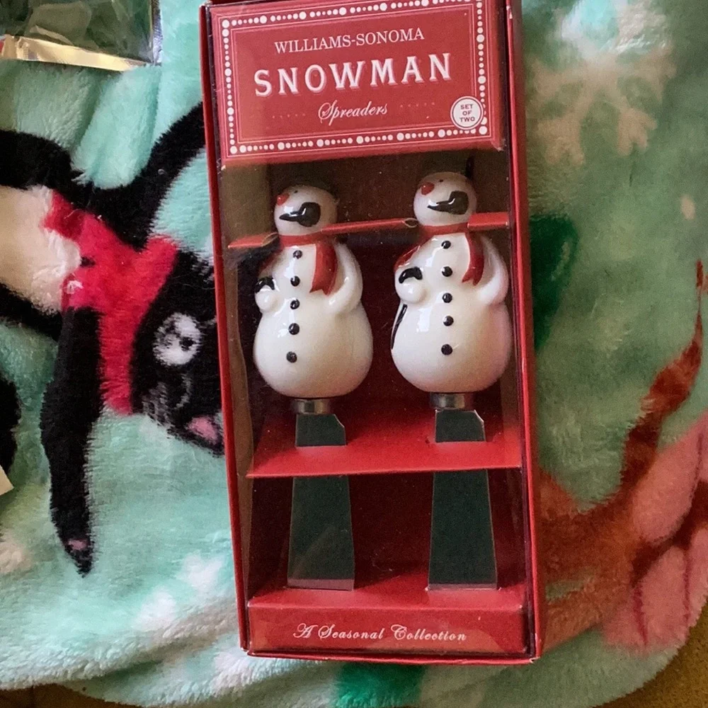 Williams Sonoma Holiday Snowman Knives Spreader
