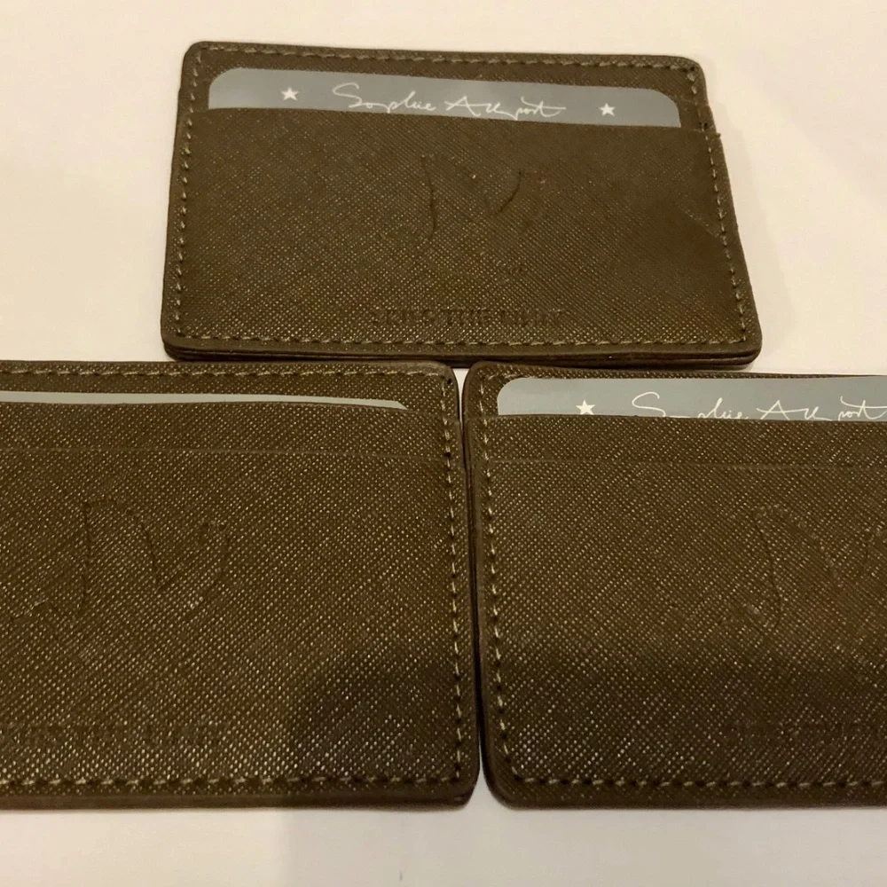New 3 pc Brown Duck Card Holders‎