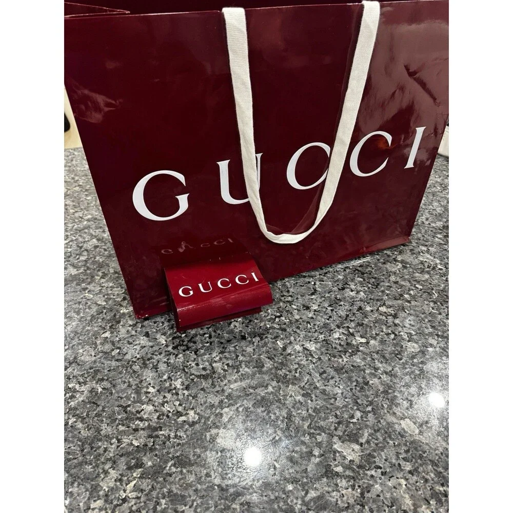 Gucci item gently