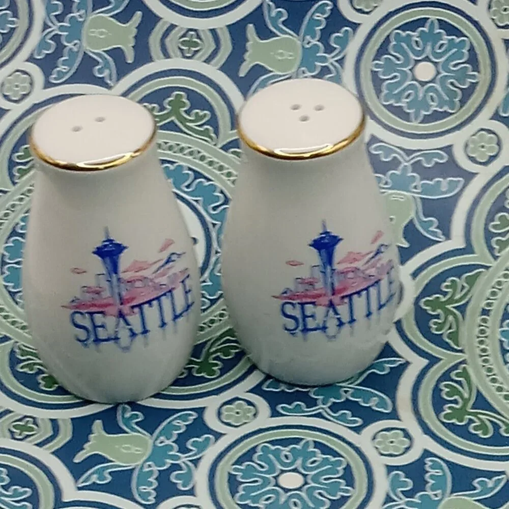 N/A souvenir salt