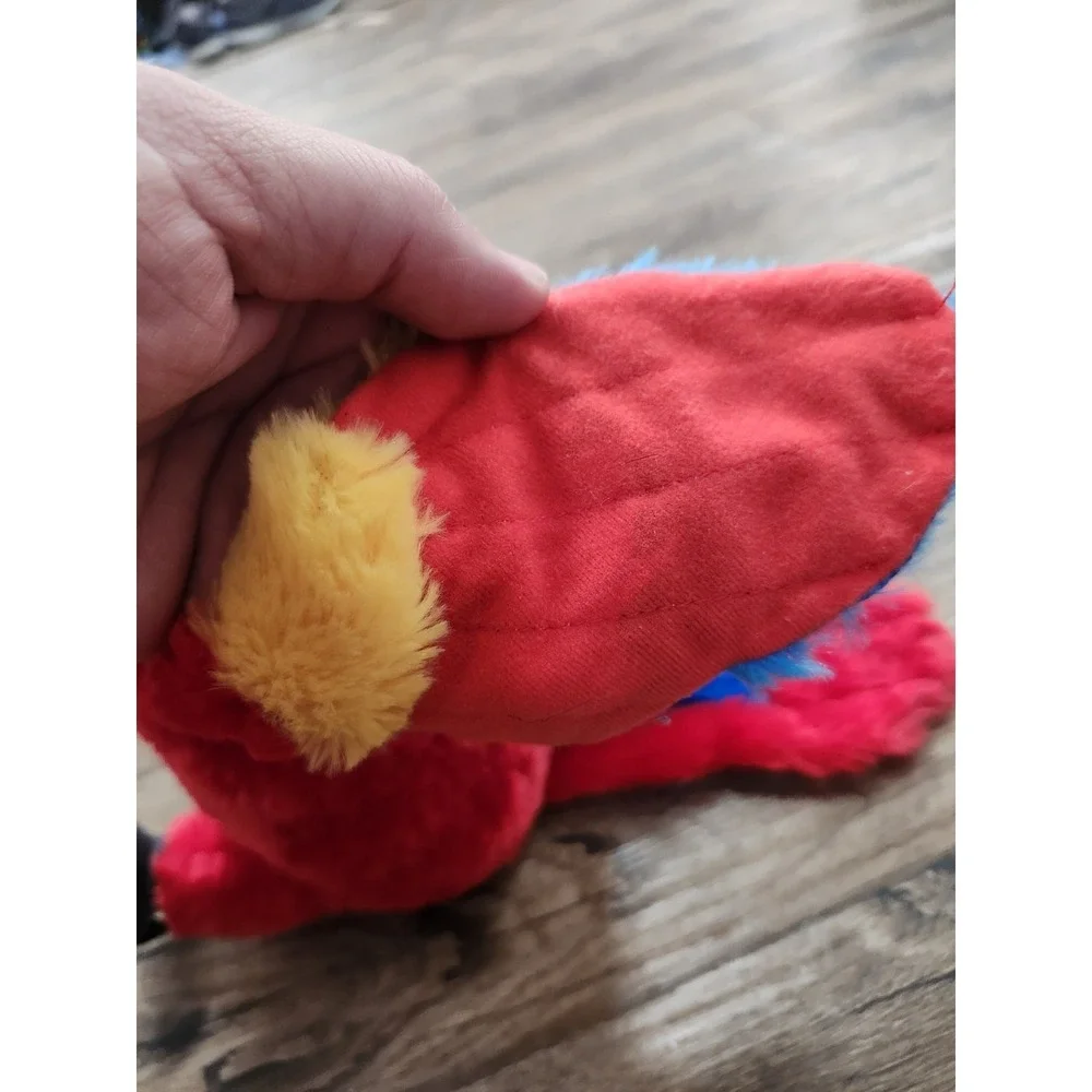 Scarlet Macaw Parrot Bird Red soft plush toy 12 Inch Wild Republic Rain Forest
