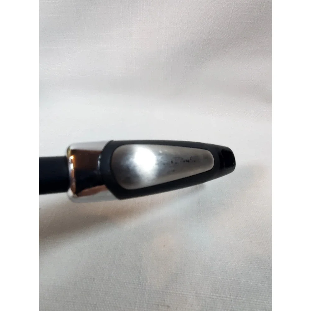 The Unbranded Brand black silicone