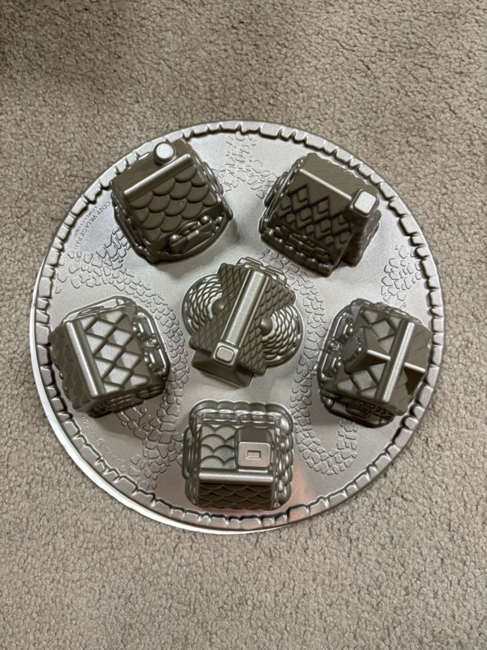 Williams Sonoma cast aluminum