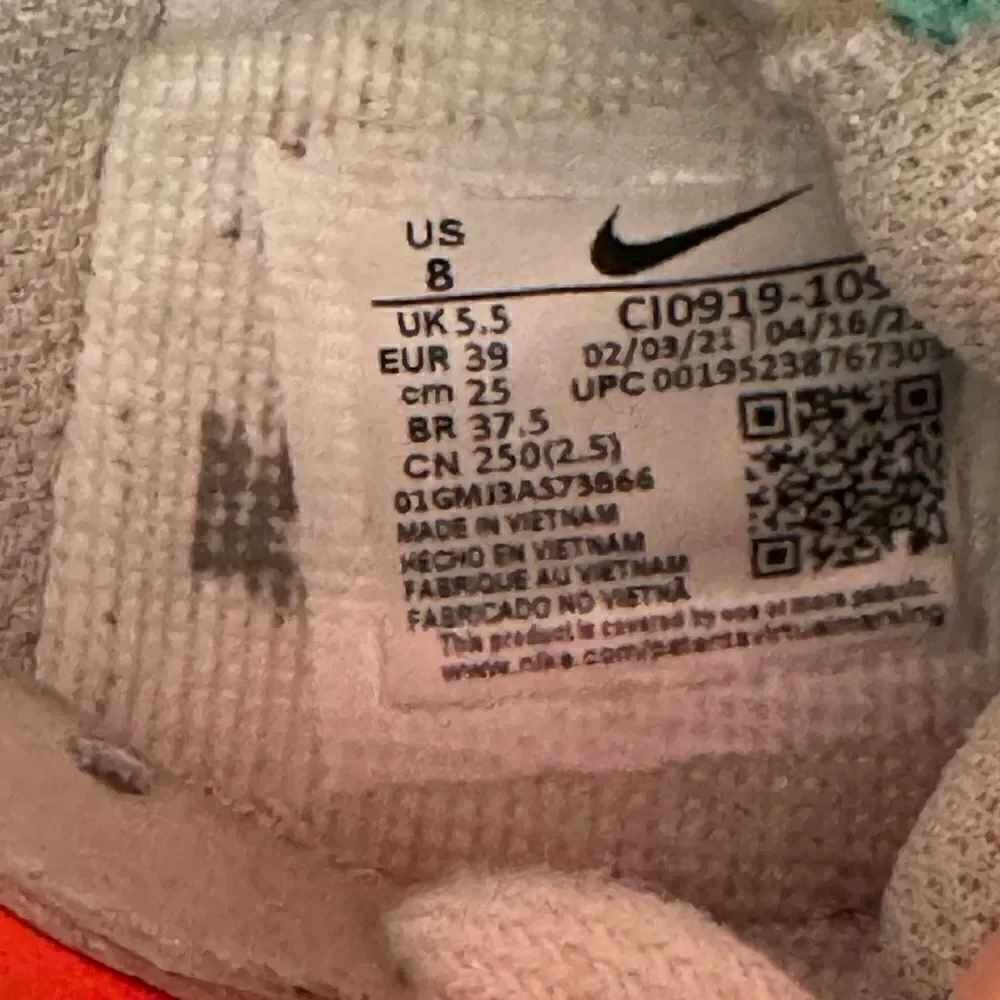 Nike women sneakers