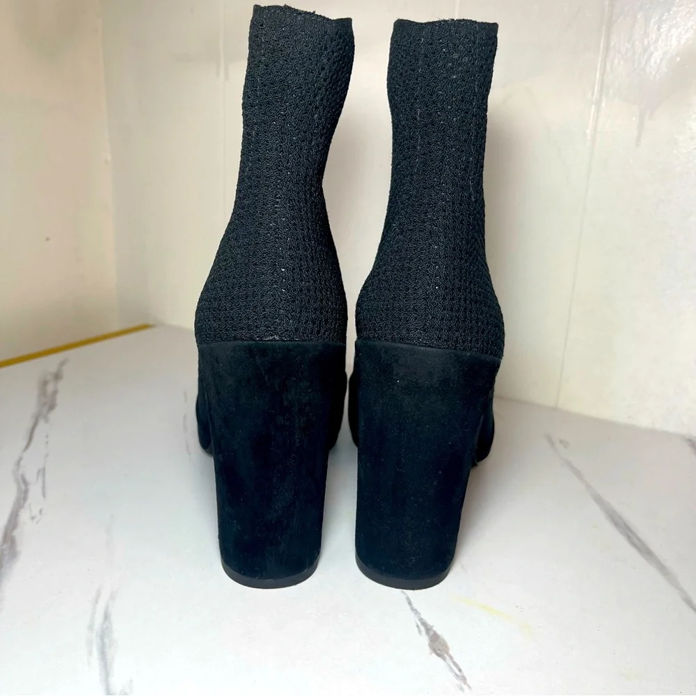 Kenneth Cole New York width about