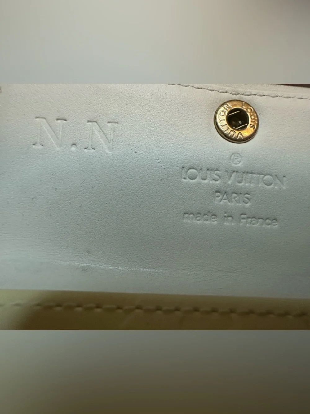 Louis Vuitton compact louis