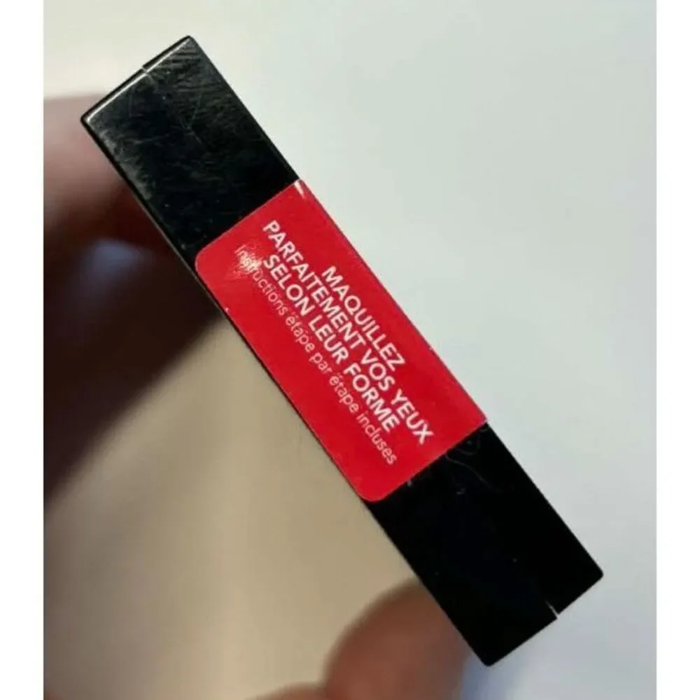 Revlon sealed photoready