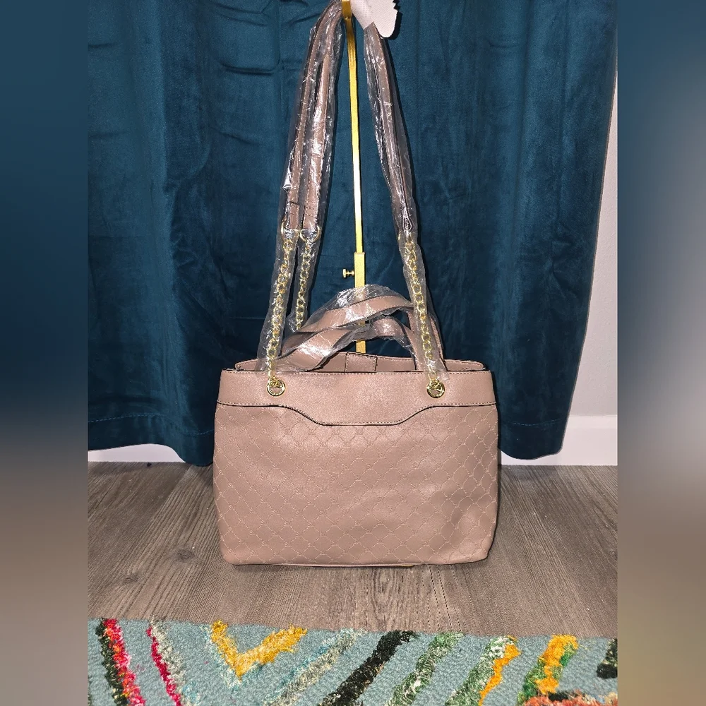 Steve Madden‎ Bliza Tan Quilted Women's Purse Multi Handles Strap Options
