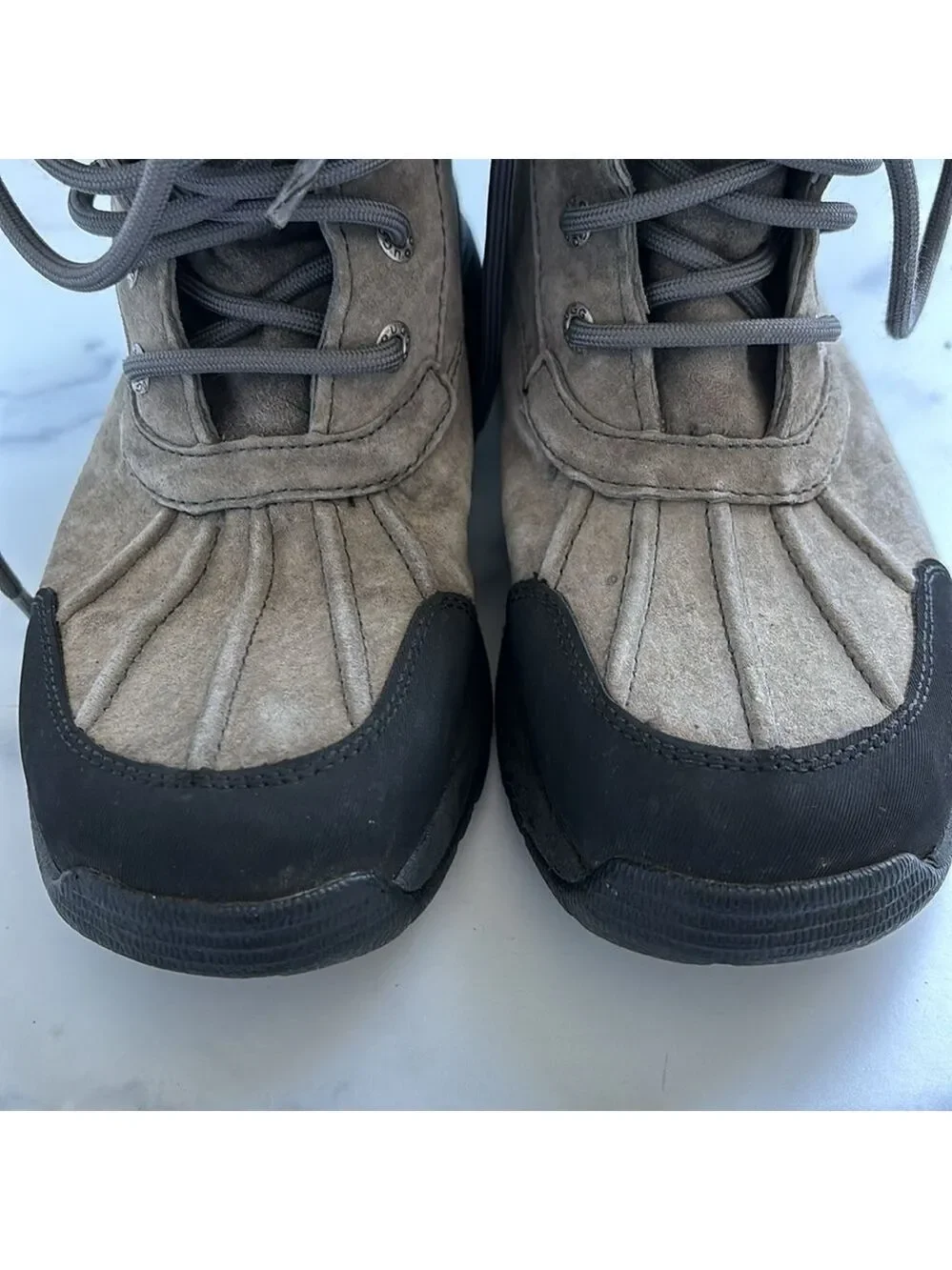 ugg adirondack