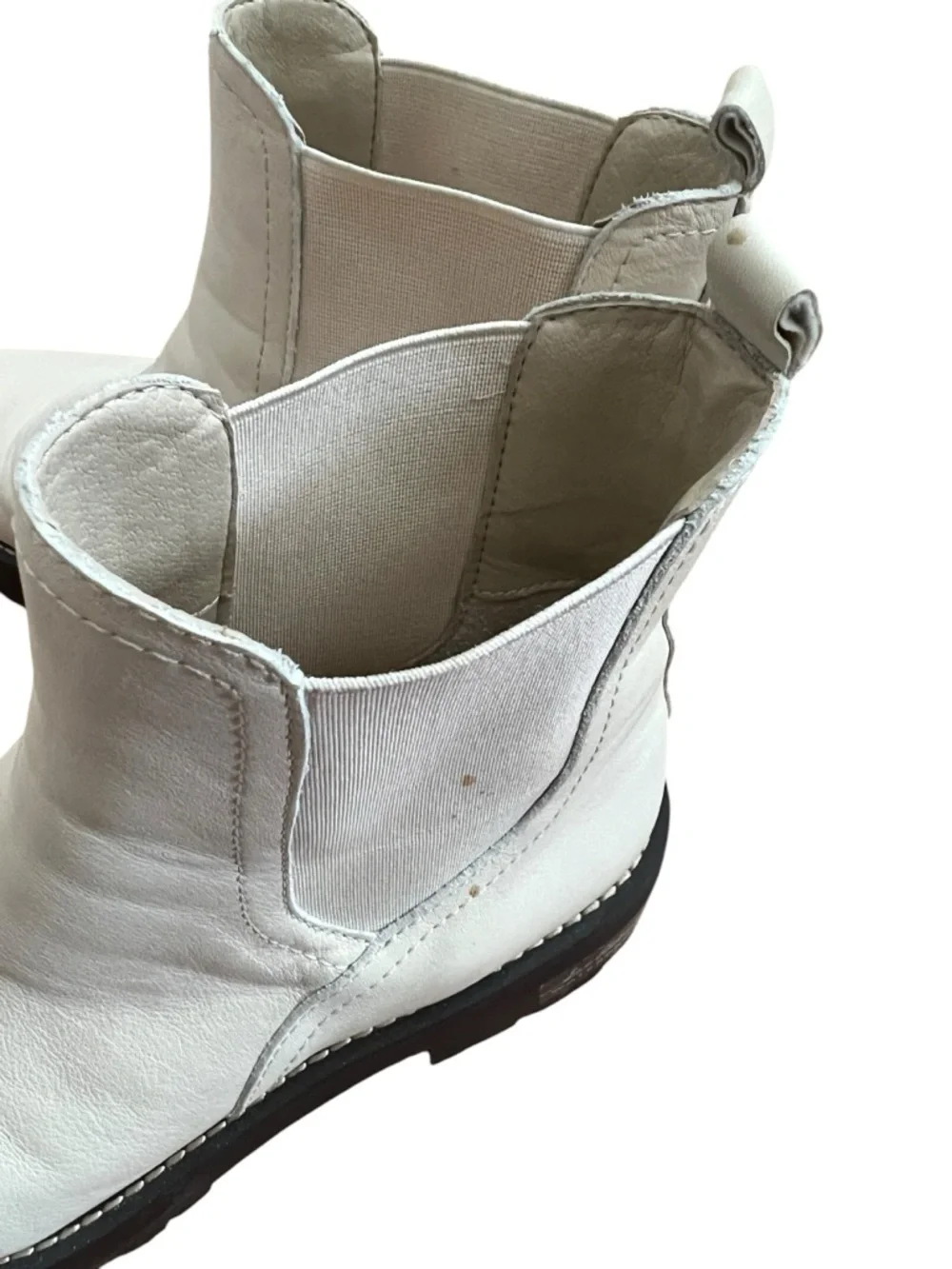 Sam Edelman Justina Waterproof Ivory White Leather Chelsea Boots Lug Sole Size 7