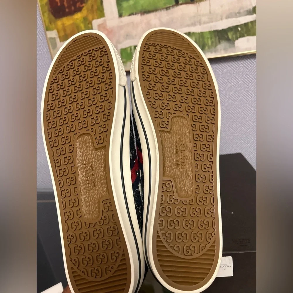 Gucci presenting new