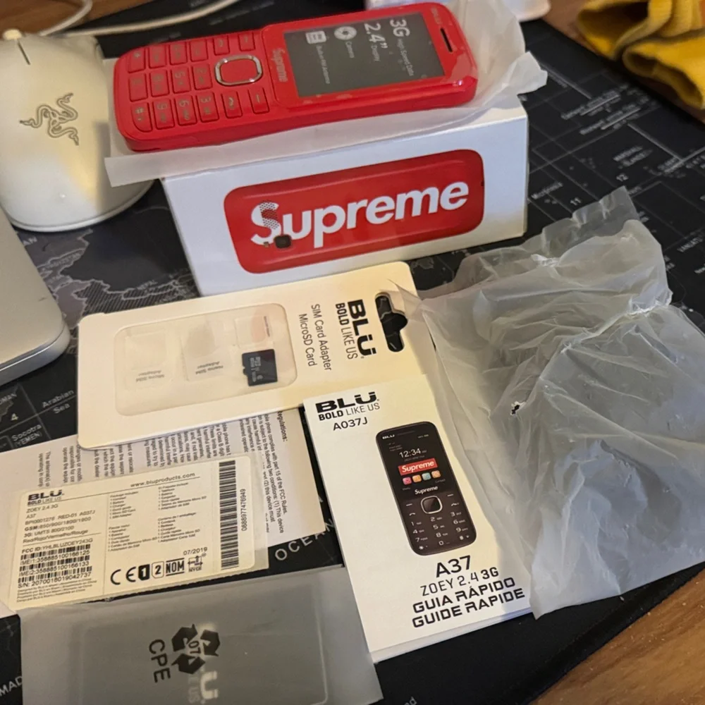 Supreme bold red